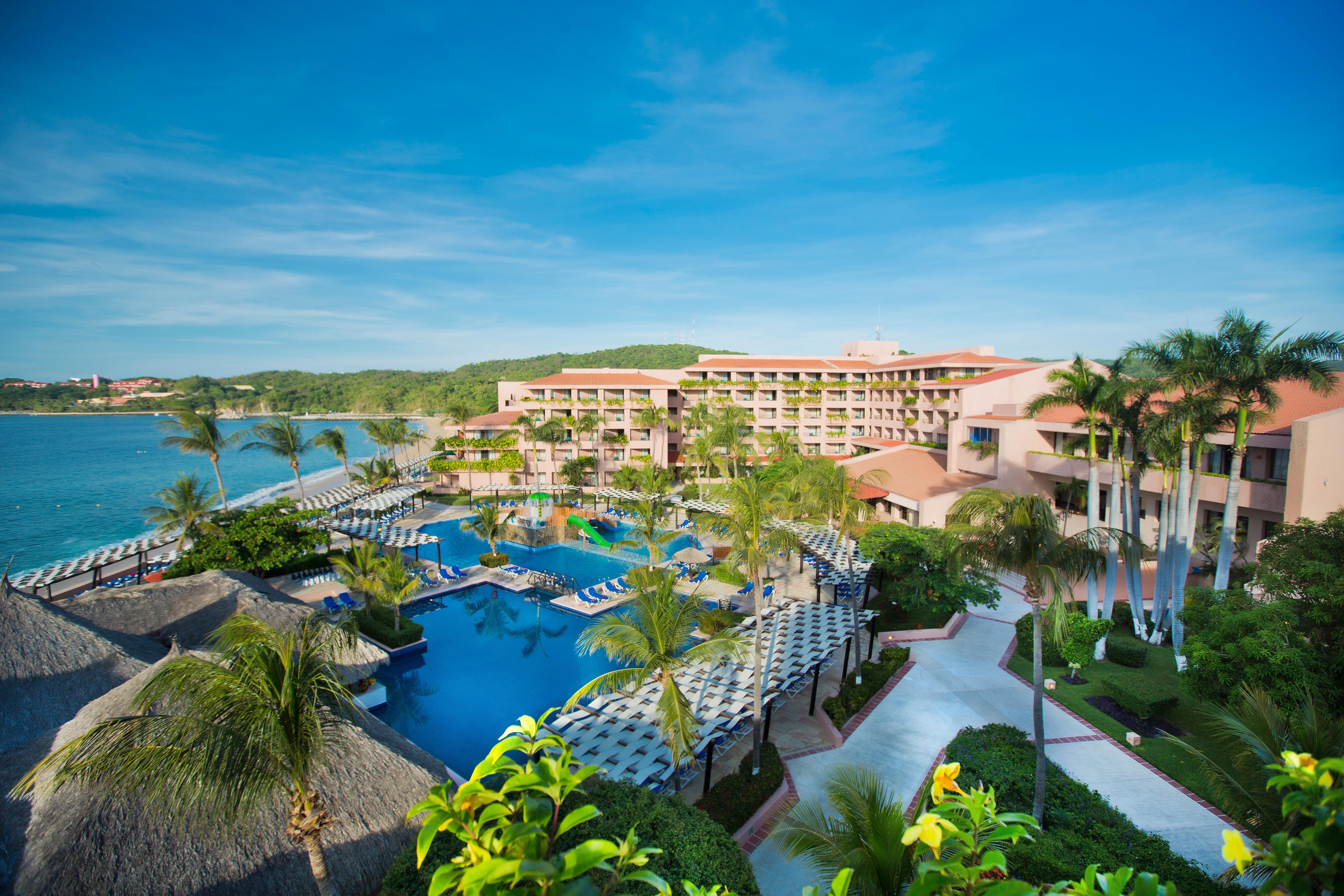 Barcelo Huatulco Hotel Tangolunda Exterior photo