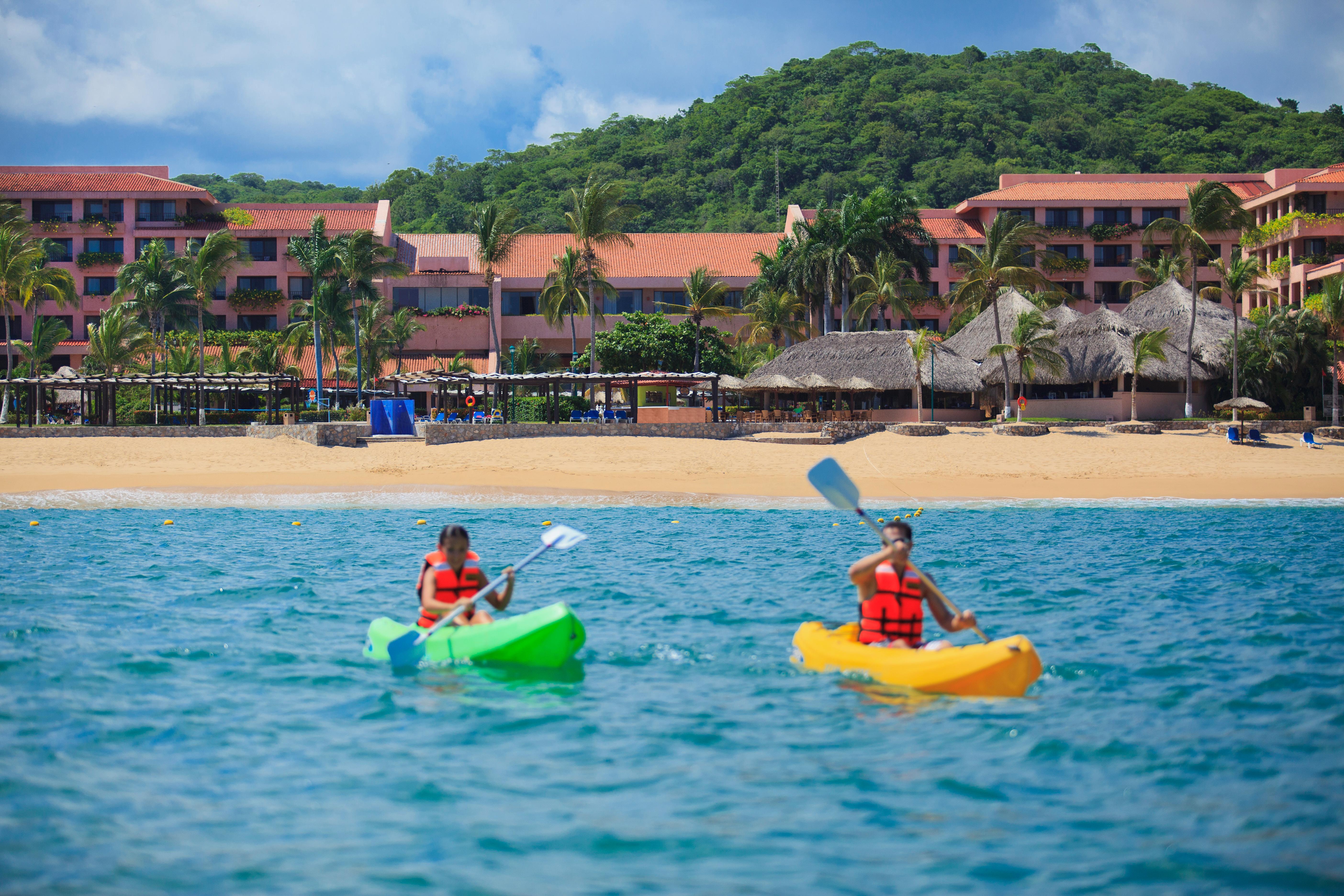 Barcelo Huatulco Hotel Tangolunda Exterior photo