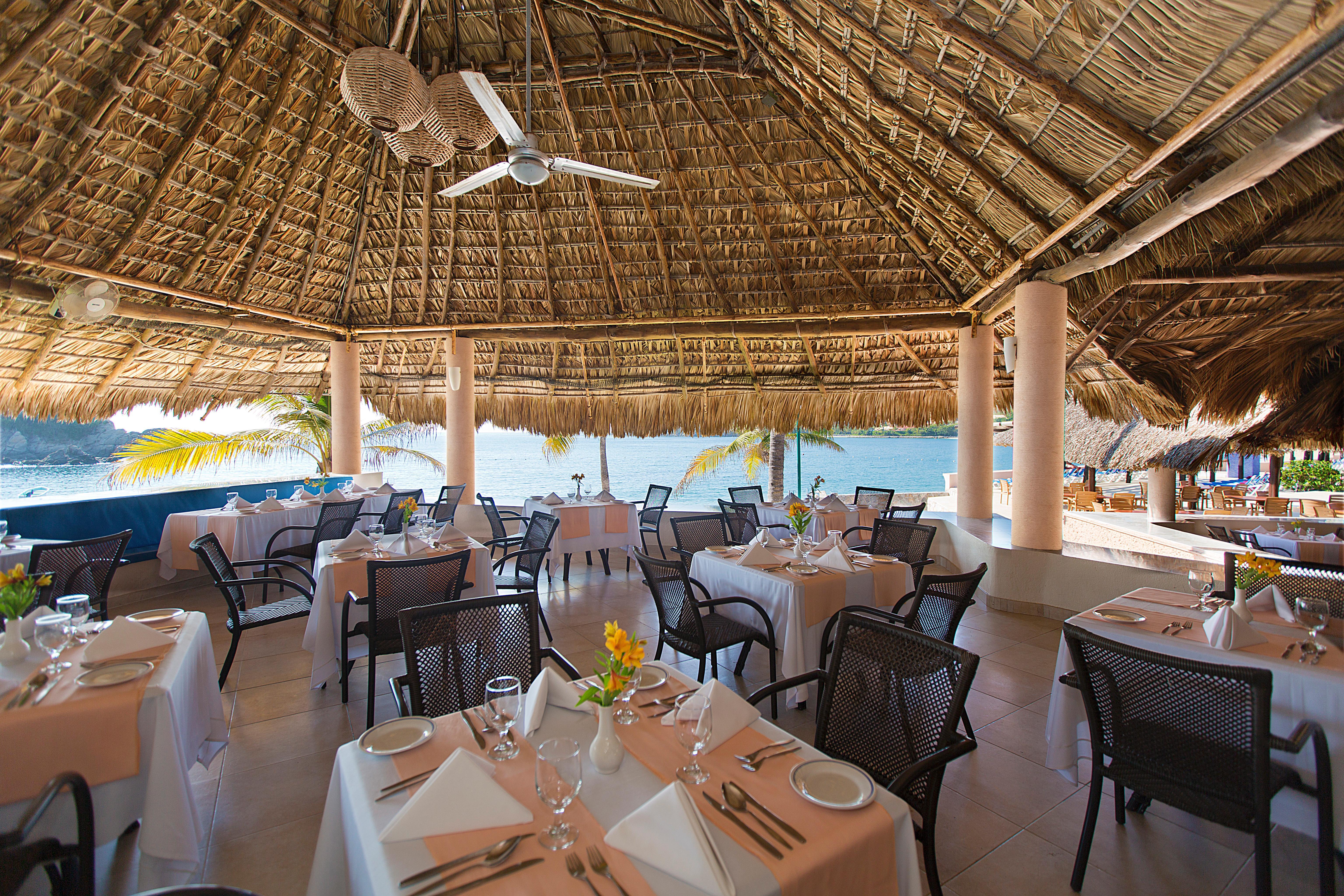 Barcelo Huatulco Hotel Tangolunda Exterior photo