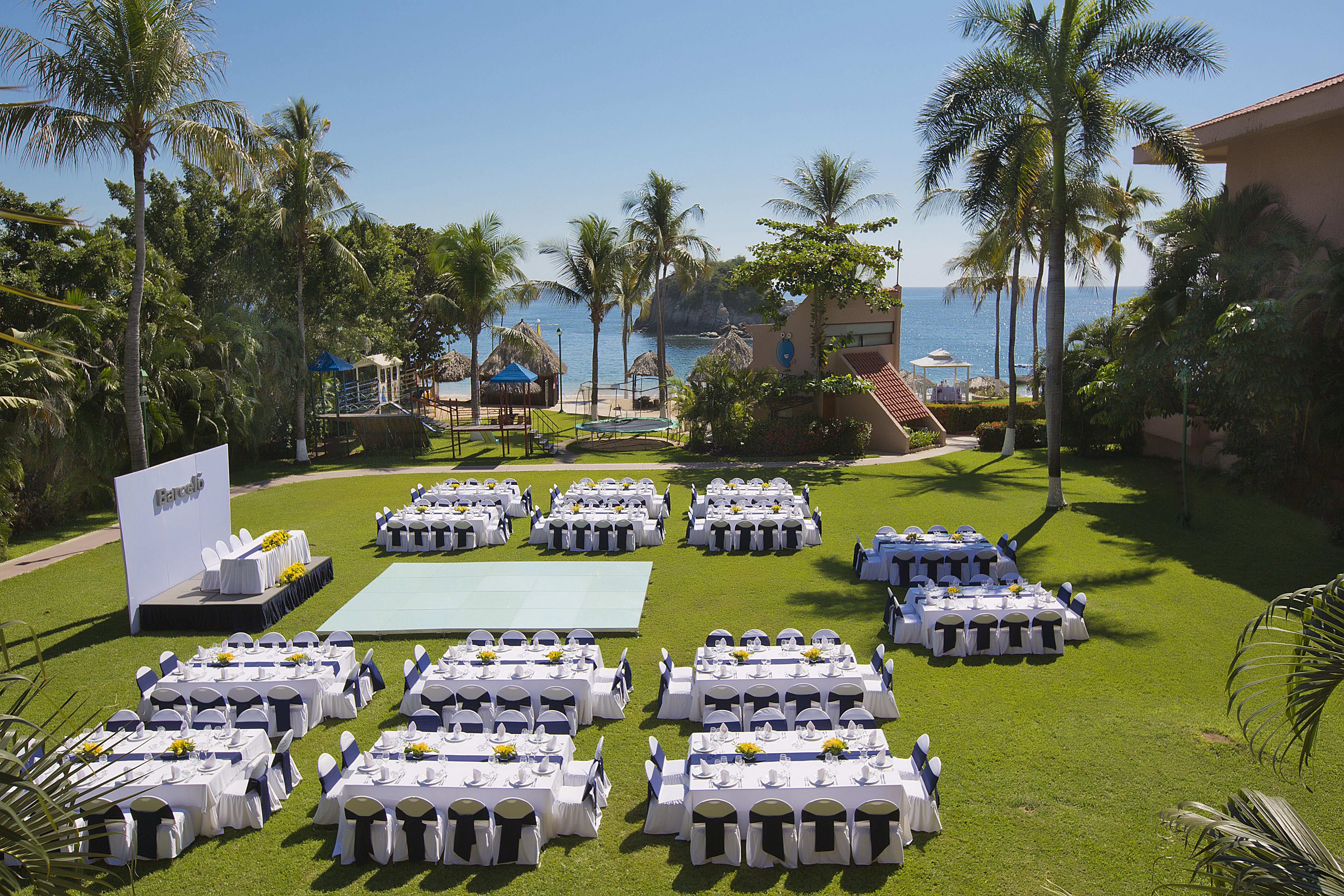 Barcelo Huatulco Hotel Tangolunda Exterior photo